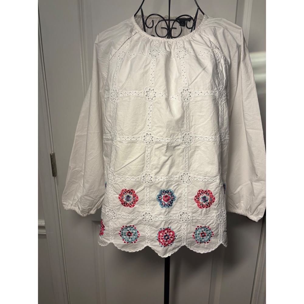 J.Crew Re-Imagined White Eyelet Embroidered Scalloped Hem‎ Blouse Small - Picture 2 of 9
